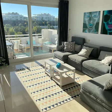 Apartman Stunning Modern 2 Bedroom - Alcazaba Lag