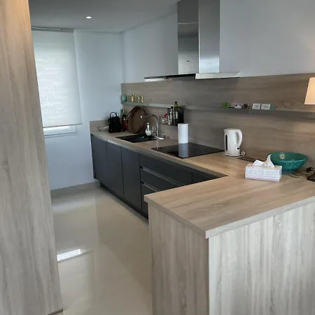 Apartment Stunning Modern 2 Bedroom - Alcazaba Lag Estepona