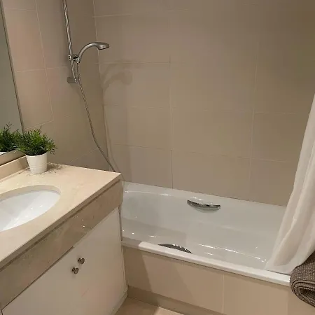 Stunning Modern 2 Bedroom - Alcazaba Lag Естепона