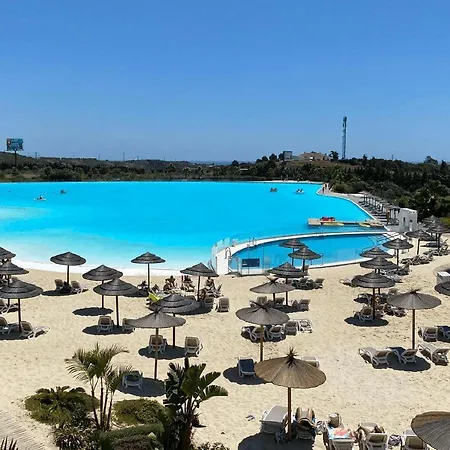 Stunning Modern 2 Bedroom - Alcazaba Lag *