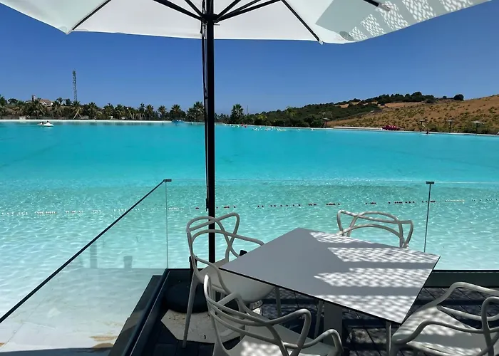 Stunning Modern 2 Bedroom - Alcazaba Lag Apartamento Estepona